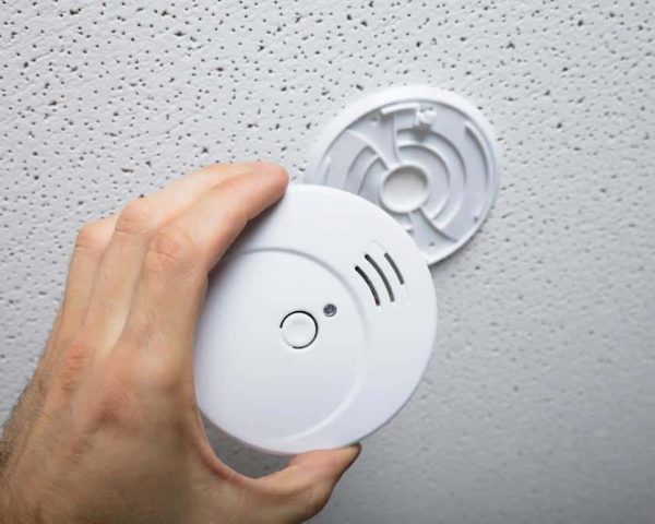 Installing Smoke Alarm On Ceiling
